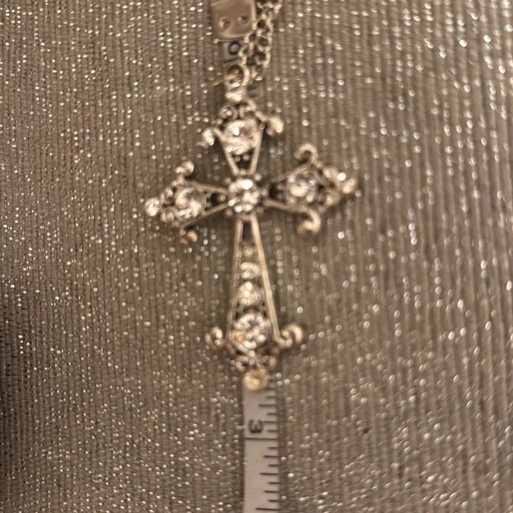 Elegant Silver Cross Pendant Necklace